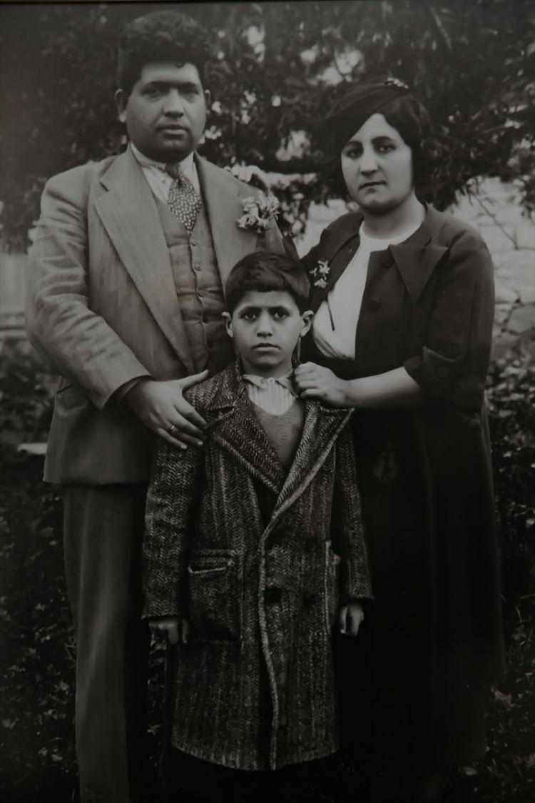 Turgut Özal Fotoğrafı 1