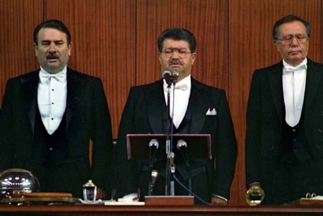 Turgut Özal Fotoğrafı 11